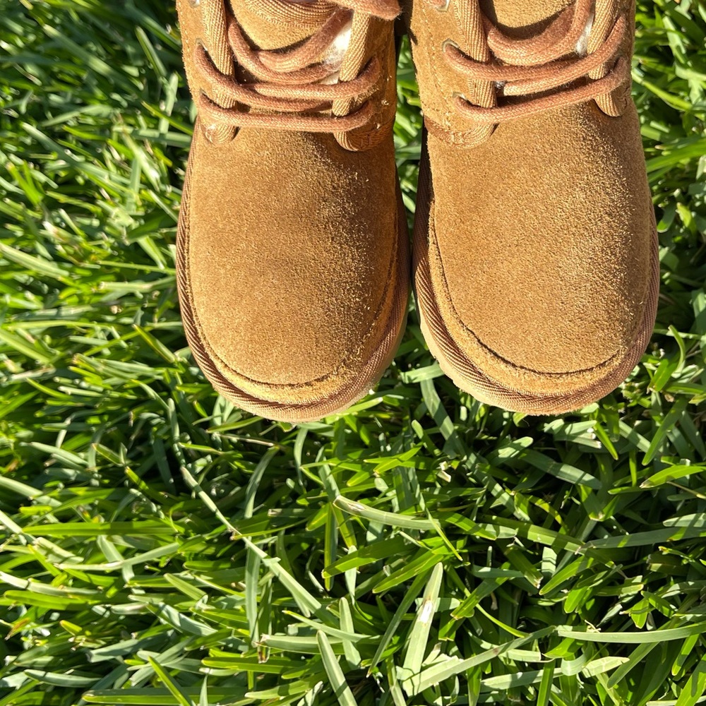 UGG🍁🍂Neumel chestnut winter boots Sz 10 toddler - Picture 6 of 12